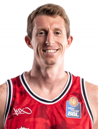 https://img.changdazuche.com/img/basketball/player/164c2103b0b82ebd7938888d93a3cc69.png