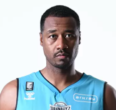 https://img.changdazuche.com/img/basketball/player/170671b07601a07e1f0400d81718fd62.png